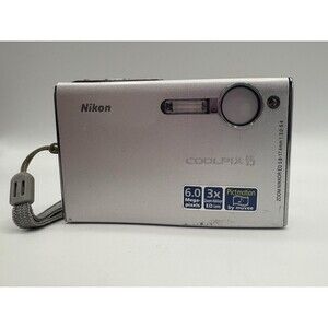 Nikon CoolPix S5 Digital Camera Silver 6MP 3x Optical Zoom FOR PARTS ONLY